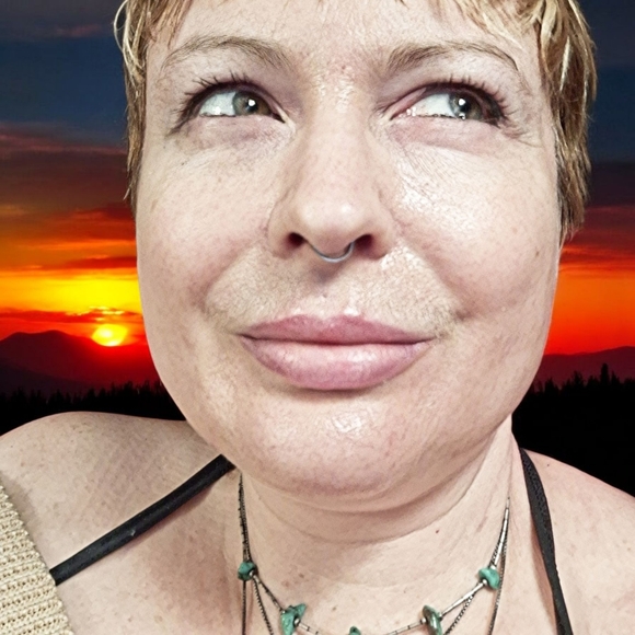 Hi! Im Megan! - Picture 7 of 16